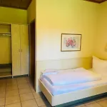 Gaestehaus Penzion *