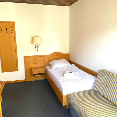 Gaestehaus بيت ريفي