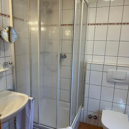 Kro Gaestehaus *